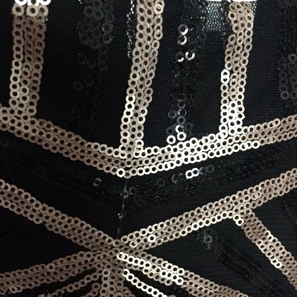 NWT Ellumination Sequined Black Gold Top M - Picture 7 of 9